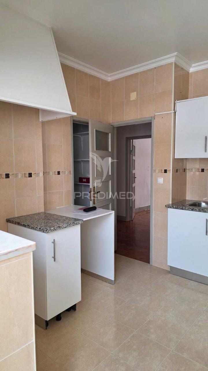 Apartamento t3 em alcobaça para compra