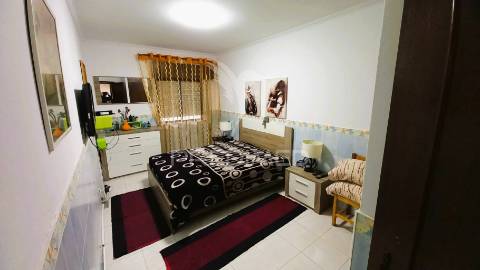 Olhão - apartamento t3 rch em zona central c/grande quintal