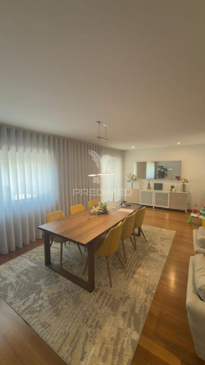 Moradia t4 urbanização quinta s.josé palmeira, braga | espaço, conforto e exclusividade