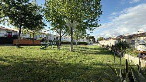 Moradia t4 urbanização quinta s.josé palmeira, braga | espaço, conforto e exclusividade