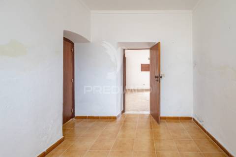 Moradia barro branco