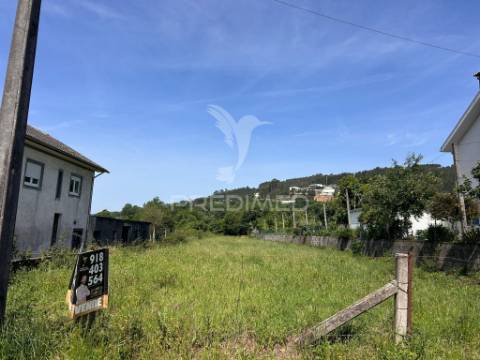 Terreno com 16 000 m2