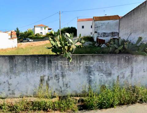 Lote de terreno com 324 m2