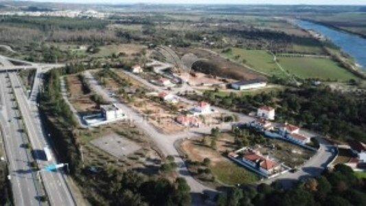 Lote de moradia