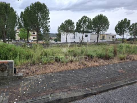 Lote de moradia