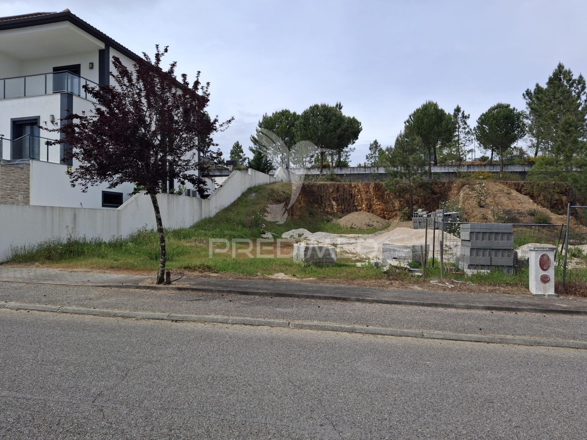 Lote de moradia