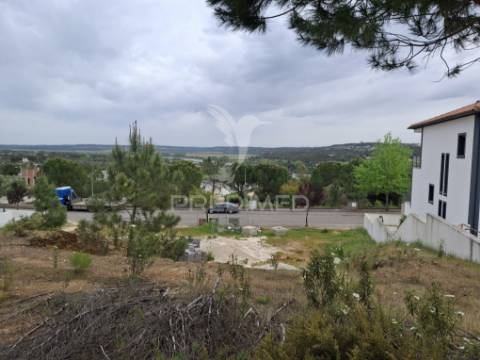 Lote de moradia