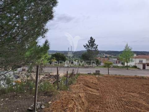 Lote de moradia
