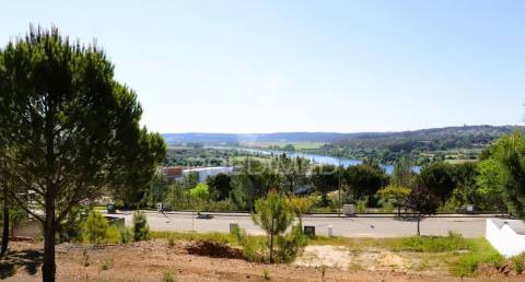 Lote de moradia