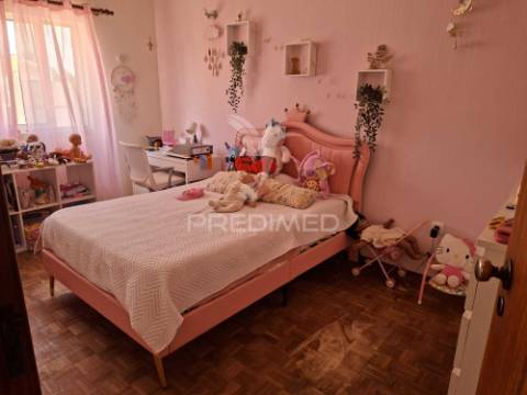 Moradia t3 com 3053 m2 em salvaterra de magos