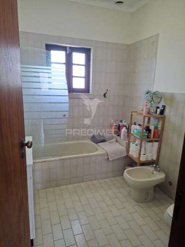 Moradia t3 com 3053 m2 em salvaterra de magos