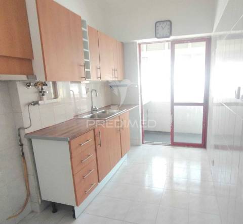 Apartamento t3 em arrentela