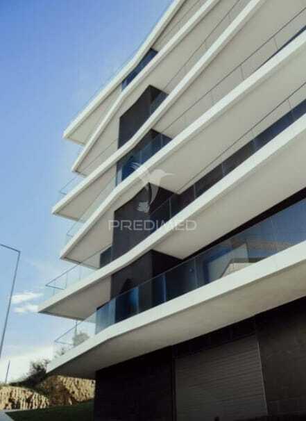 Apartamentos t3 novos em ferreiros