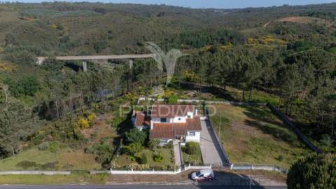 Moradia t5 côja arganil