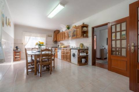 Moradia t5 côja arganil