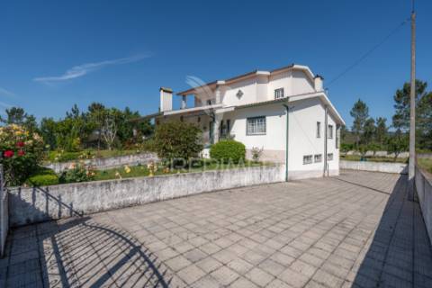 Moradia t5 côja arganil