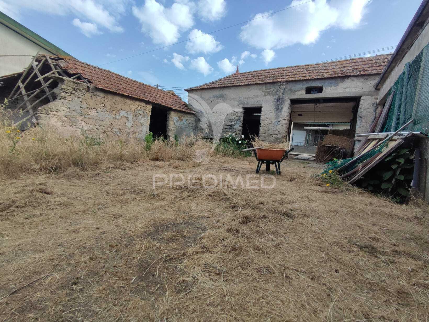Moradia para reconstrução | terreno 1.550 m² | gafanha da nazaré | potencial construtivo