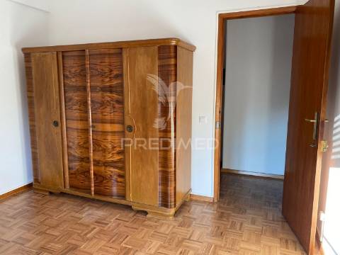 Apartamento t2 no centro de santarém | vista deslumbrante sobre o rio tejo
