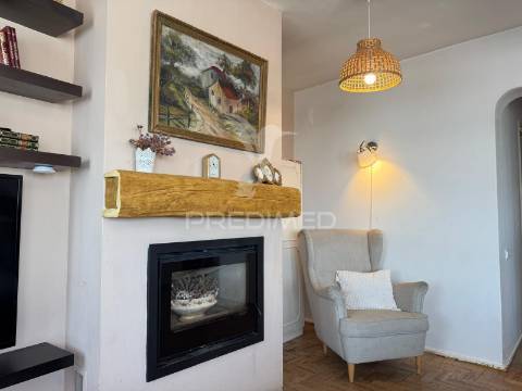 Moradia em banda t4 em abrantes | espaço, conforto e excelentes áreas