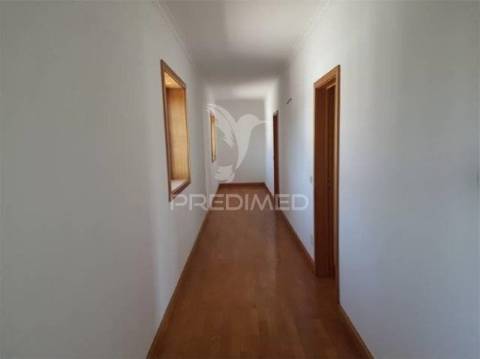 Moradia t5 restaurada a 3 km da praia de esmoriz