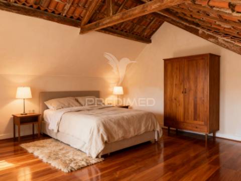 Casa para recuperar em benfica do ribatejo