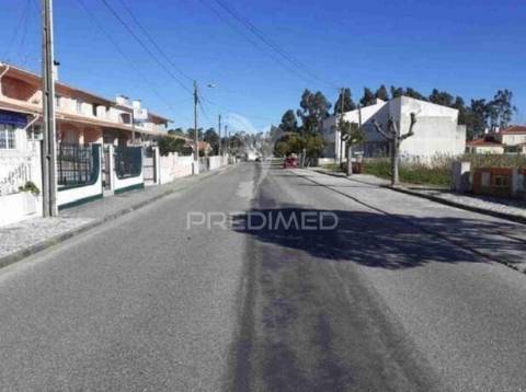 Lote urbano para moradia unifamiliar no centro de vagos