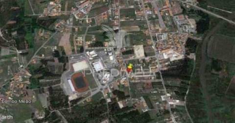 Lote urbano para moradia unifamiliar no centro de vagos