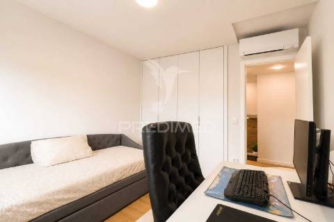 T3 duplex em vila verde- modernidade, conforto e funcionalidade com apenas 6 meses após a sua construção