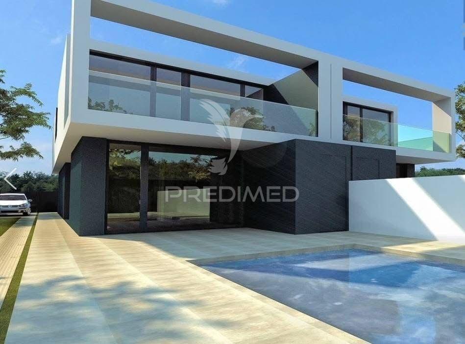 Moradias de luxo t4 +1 a 500 metros da praia em canidelo