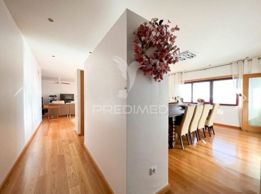 Exclusiva moradia t6: o refúgio perfeito entre o luxo e a privacidade