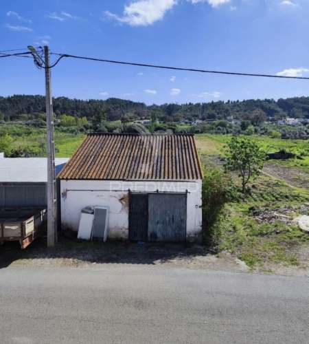 Moradia t6 bicas-s.miguel do rio torto