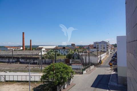 Escritório para arrendamento, .urbanização dos plátanos, em abrantes.