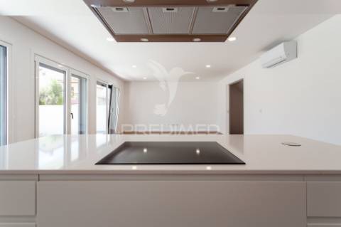 Moradia t4 nova em tires | design contemporâneo | eficiência energética a | zona residencial exclusiva