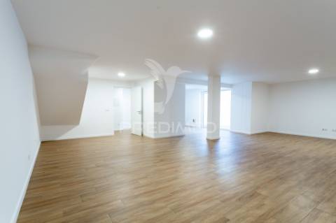 Moradia t4 nova em tires | design contemporâneo | eficiência energética a | zona residencial exclusiva
