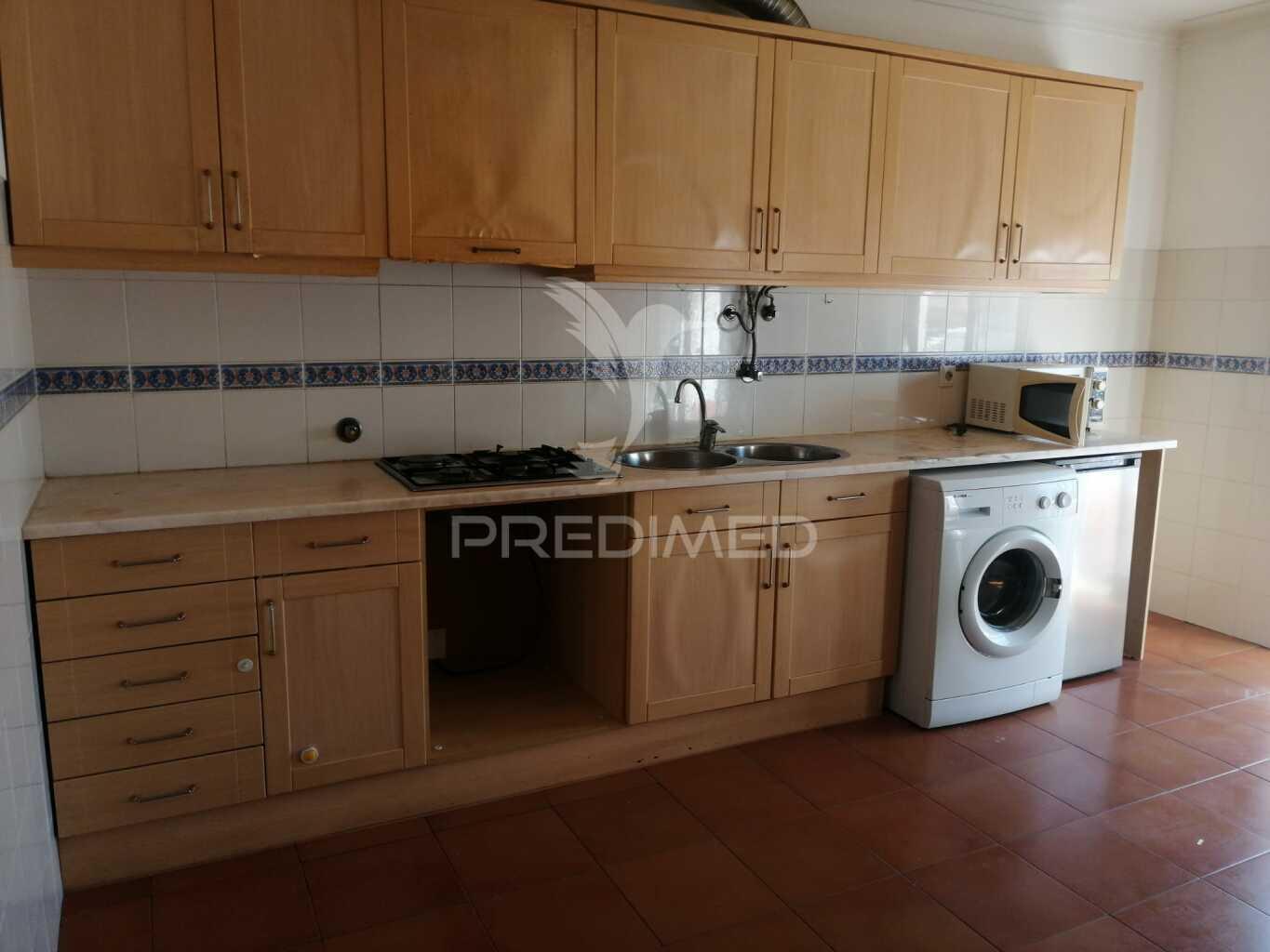 Apartamento t2 - grândola **arrendamento**