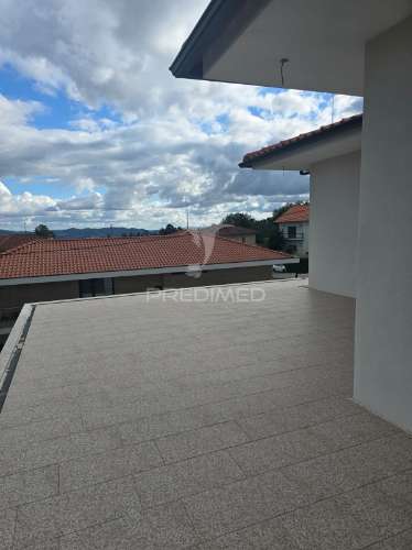 Moradia moderna t3/t4 em revelhe – fafe