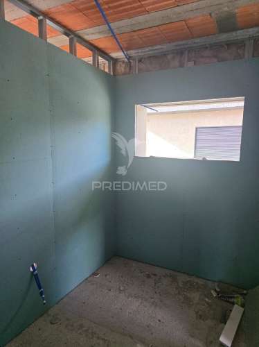 Moradia moderna t3/t4 em revelhe – fafe