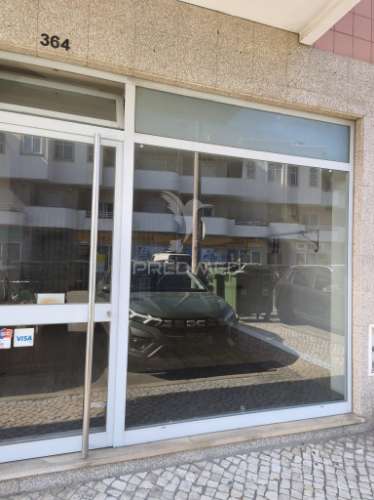 Loja para arrendamento na gafanha da nazaré