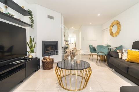 Moradia t3 geminada || quinta do conde