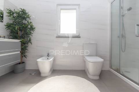 Moradia t3 geminada || quinta do conde