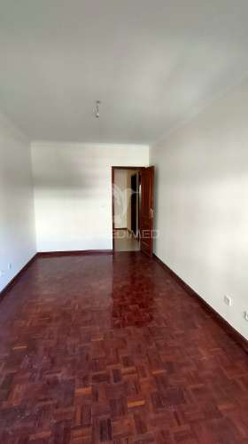 Apartamento t2 com parqueamento