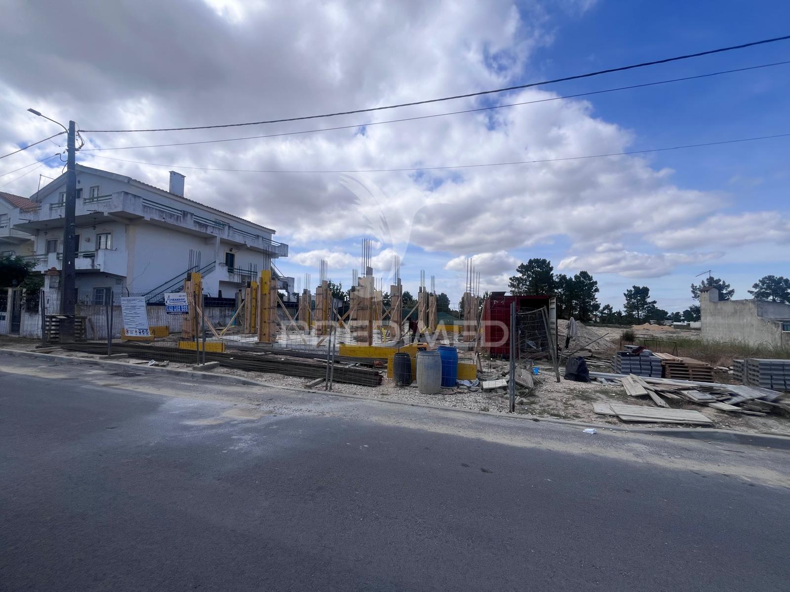 Moradia t3 geminada