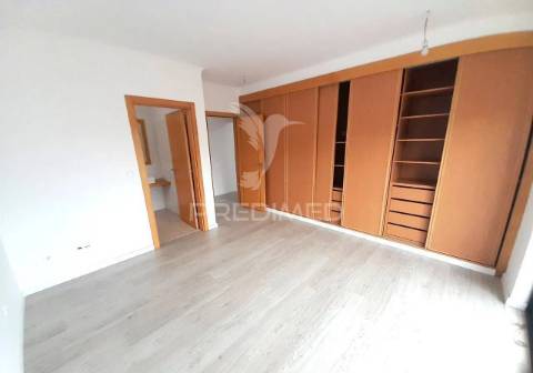 Moradia t5 feijó