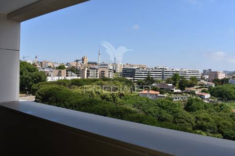 Excelente t1 novo centro de gaia