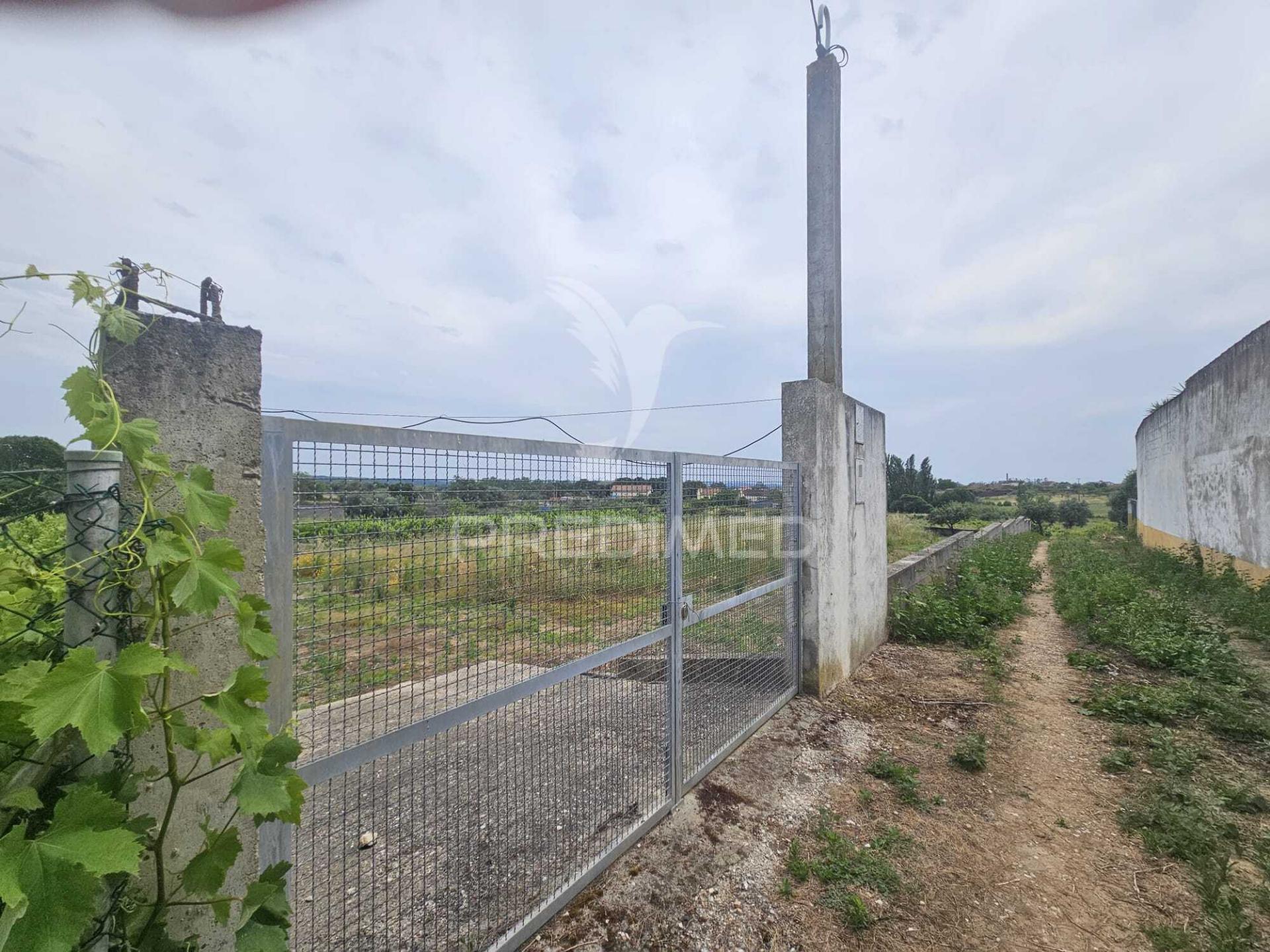 Terreno na entrada de tomar com parcela urbana 1200m2