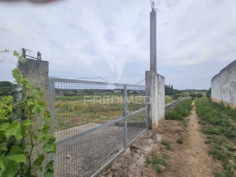 Terreno na entrada de tomar com parcela urbana 1200m2