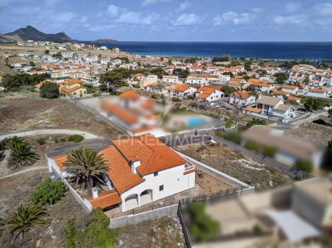 Moradia t4 com vista mar na ilha do porto santo
