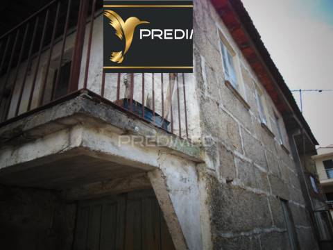 Casa de campo com terreno, para recuperar, a 9 kms de vila real