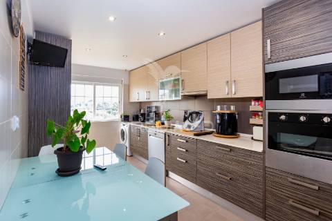 Apartamento t3 , no seixal