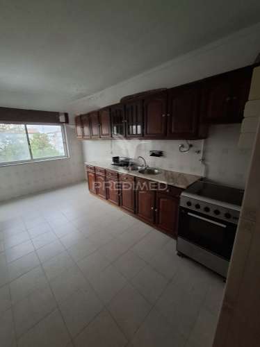 Apartamento t3 com garagem | excelente oportunidade!
